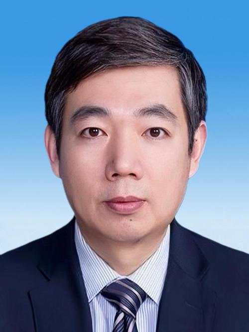 博士后高材生郭磊离开中国重汽加盟吉利远程商用车任副总裁