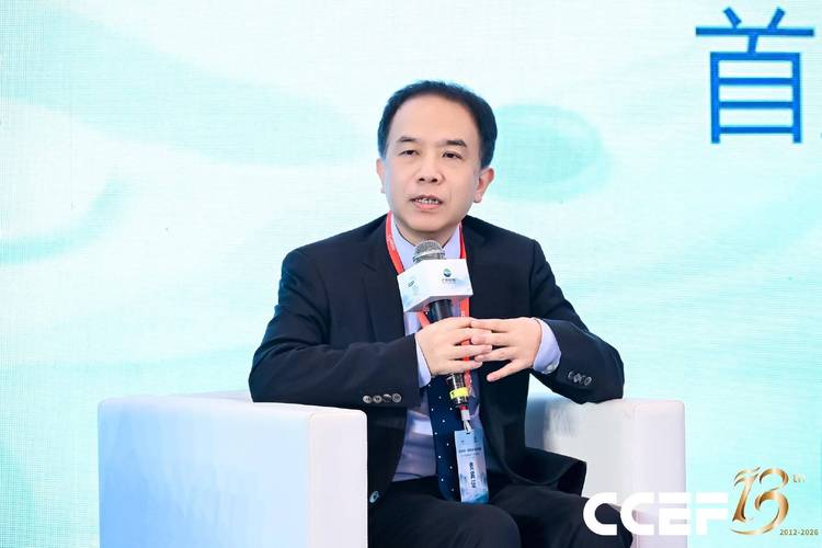 对于"十五五"时期的历史意义,郭磊指出,未来五年,第六轮技术革命已拉
